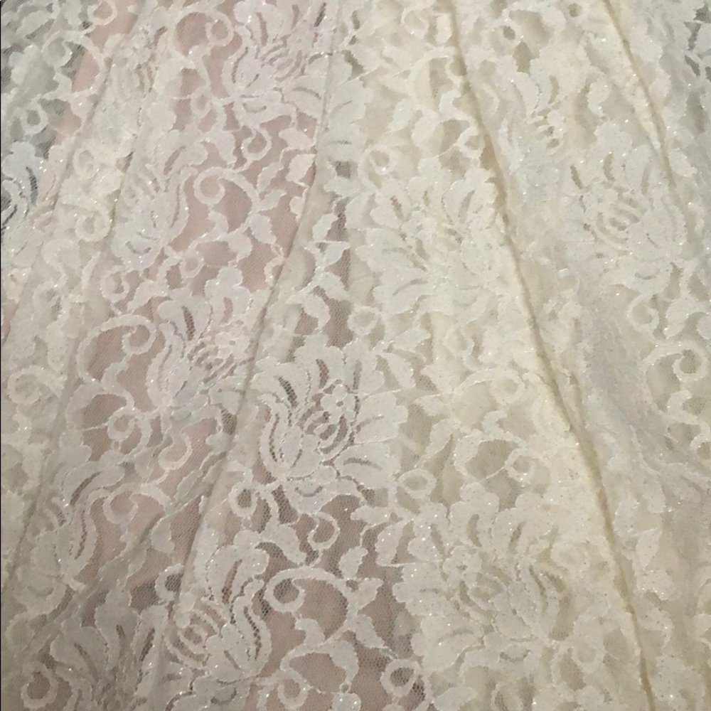 Dress - Picture 7 of 7